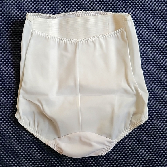 NWT 3 pairs Maternity Panties / Underwear w/ Back & Tummy Support - Picture 3 of 6